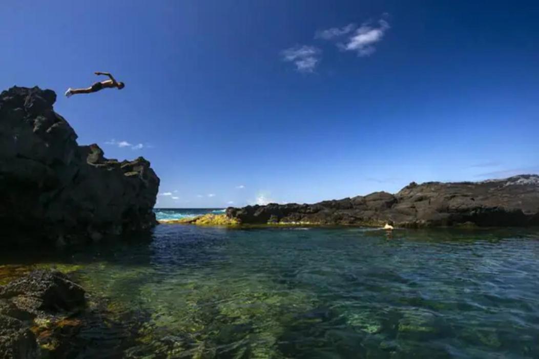 Casa Azul: A Magic Place In An Authentic Space * Mosteiros (Azores)